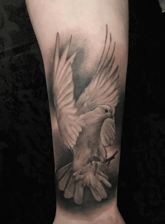 Realistic CNX Tattoo &amp; Piercing Berlin