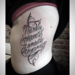 CNX Tattoo Schriftzug Tattoo Rippen von CNX Tattoo Berlin Prenzlauer Berg