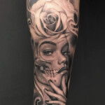 CNX Tattoo Frauenportrait Tattoo Realistic Arm von CNX Tattoo Berlin Prenzlauer Berg