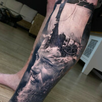 Vikinger Tattoo Realistic Bein von CNX Tattoo Berlin Prenzlauer Berg