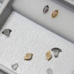 Große Auswahl an Tragus Piercing Aufsätzen aus Titan, 18K Gold und Chirurgenstahl in CNX Tattoo Berlin Prenzlauer Berg